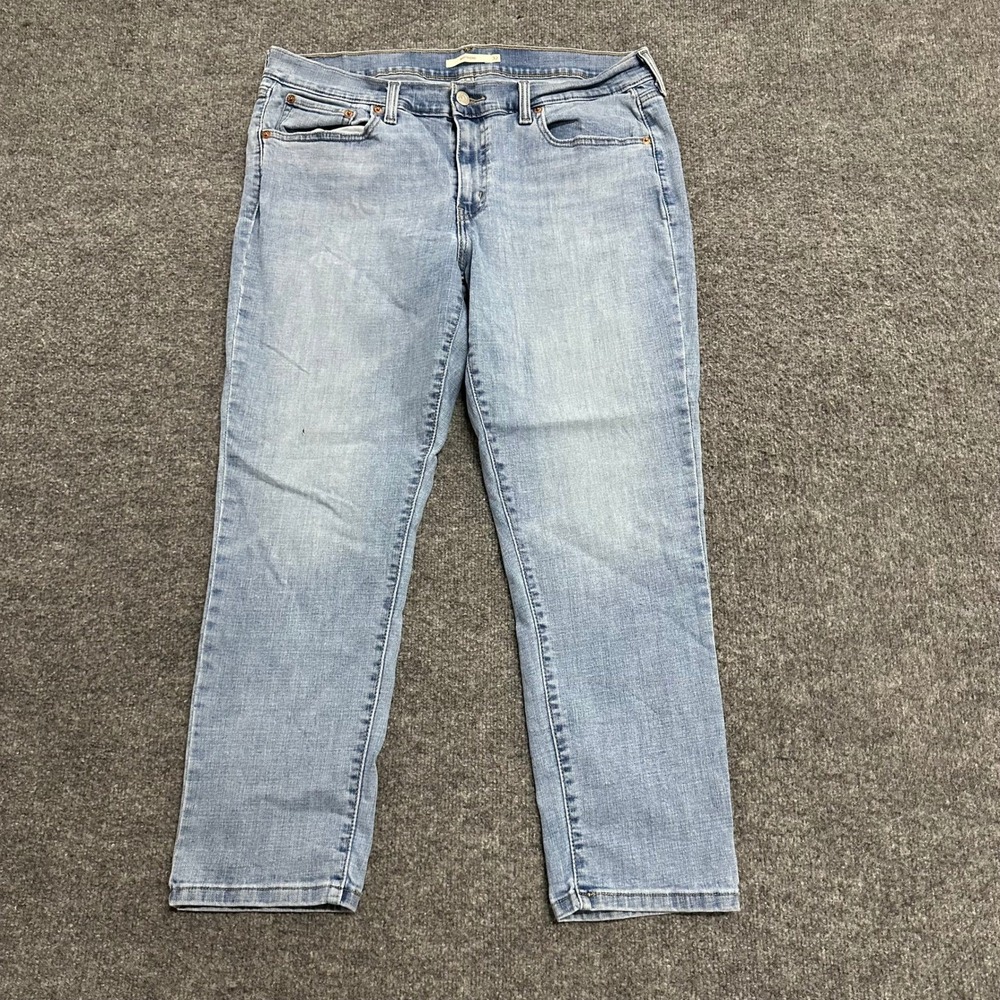Levi's Jeans Womens Size 32 Light Wash Boyfriend Relaxed Fit Denim Stretch Blue